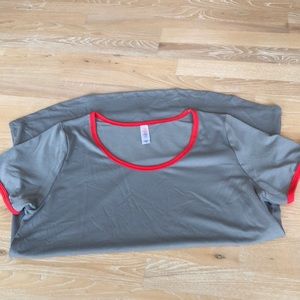 LuLaRoe Perfect T